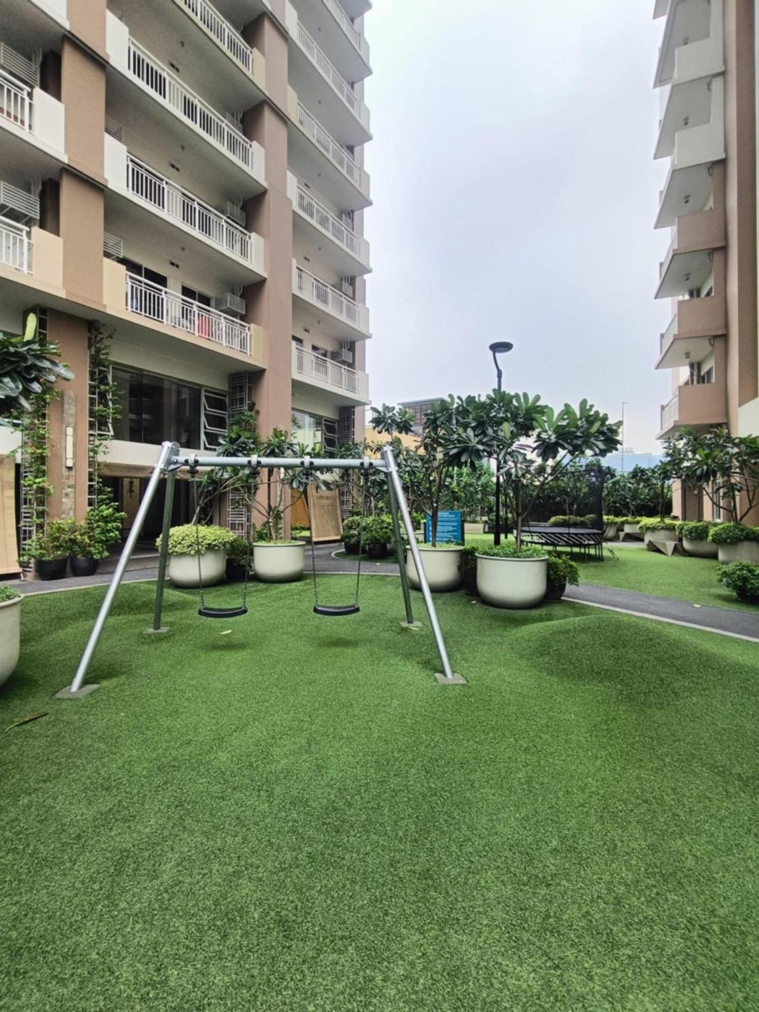 Aparthotel Infina Towers Quezon City Esterno foto