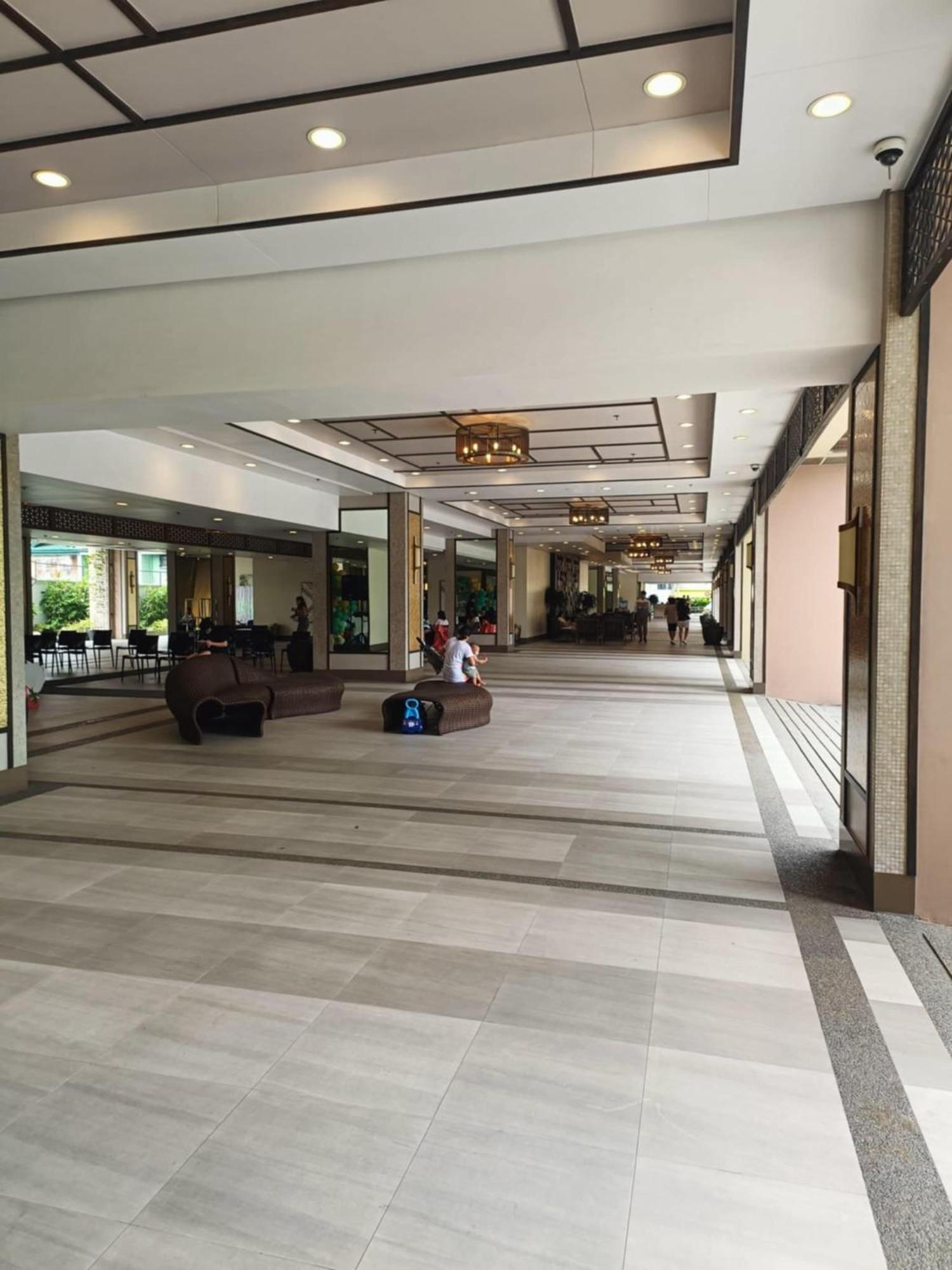 Aparthotel Infina Towers Quezon City Esterno foto