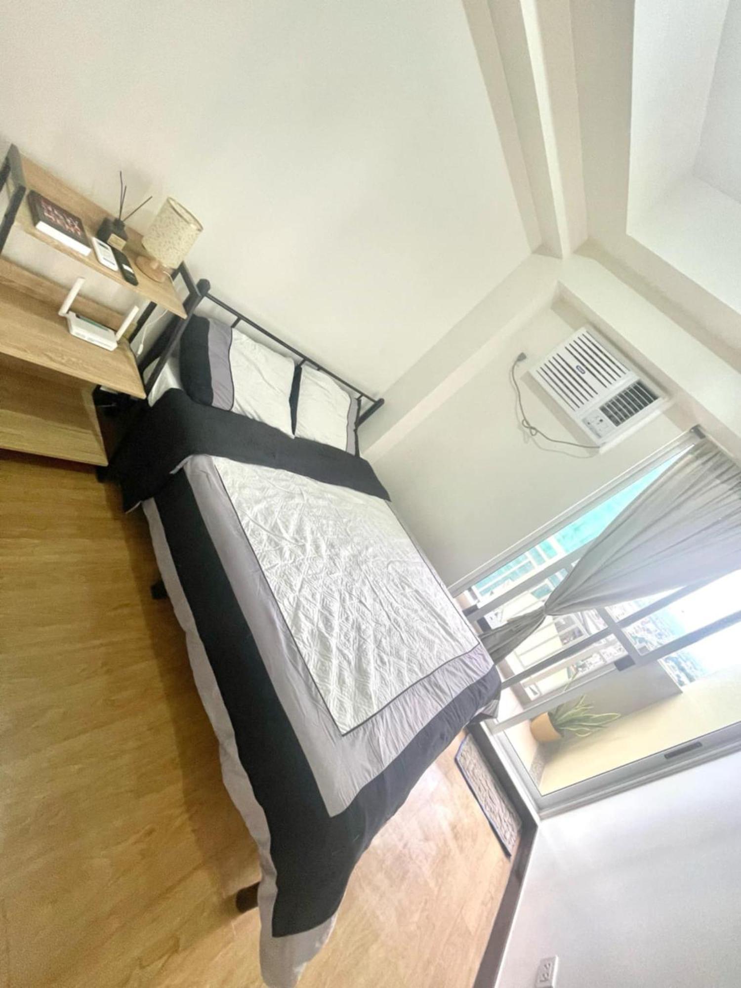 Aparthotel Infina Towers Quezon City Esterno foto